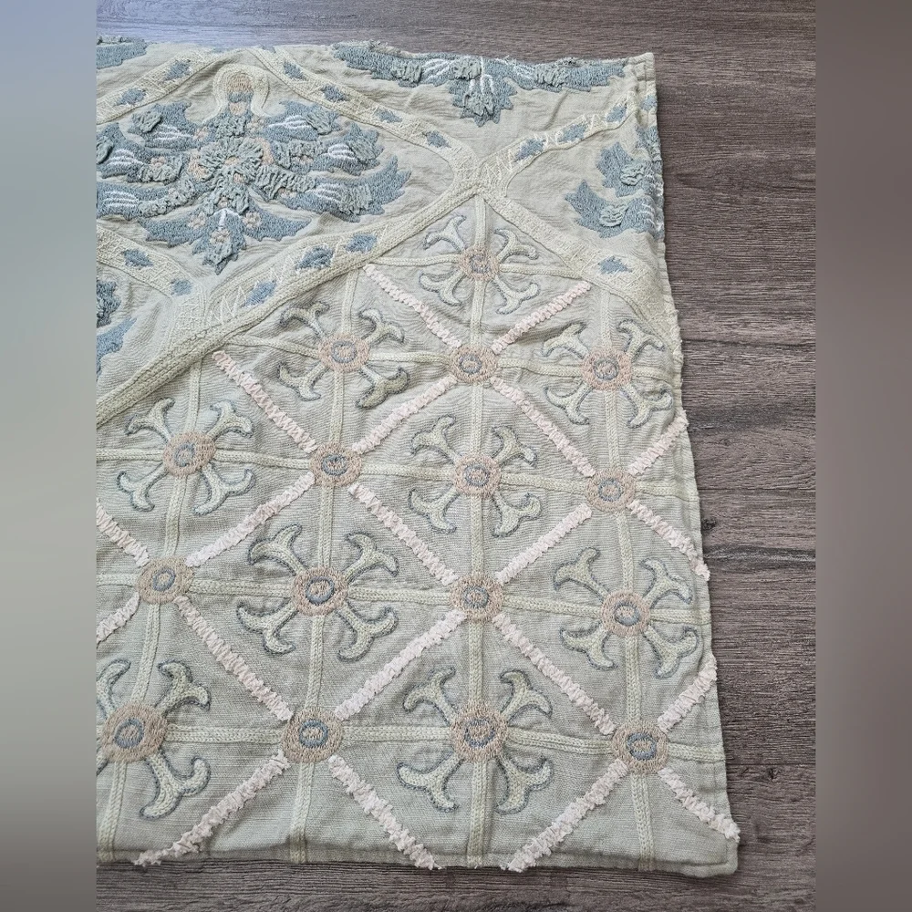 Pottery Barn Pillow Sham Cottage Cabin Farmhouse Embroidered Chenille